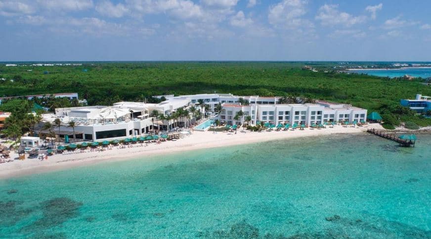 Akumal Beach Resort 