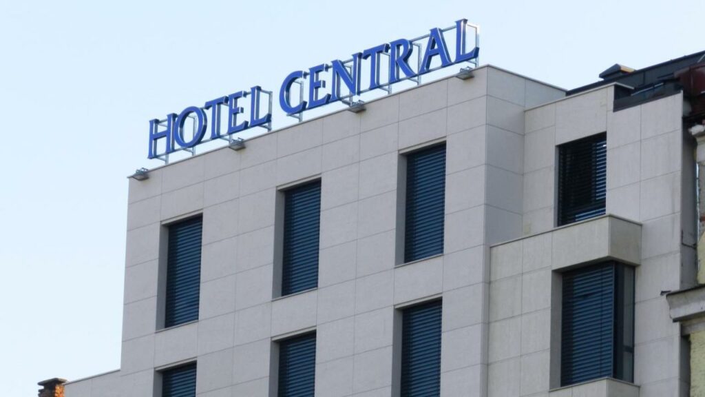 central hotel