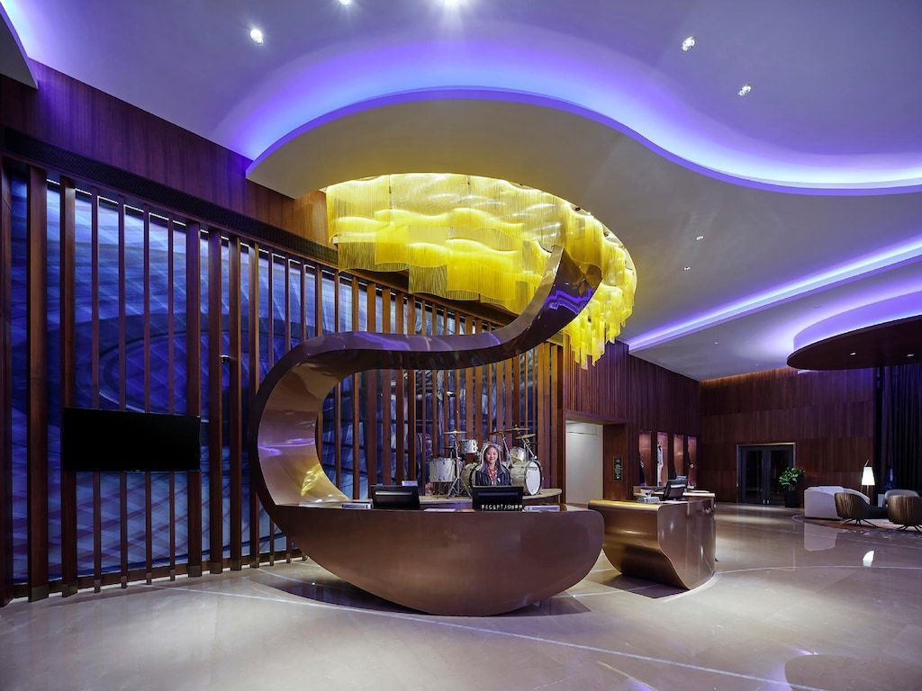 Dalian, China: Luxury 5-star Hard Rock Hotel Dalian from only US$59 / night / room 2 Hard Rock Hotel Dalian reception