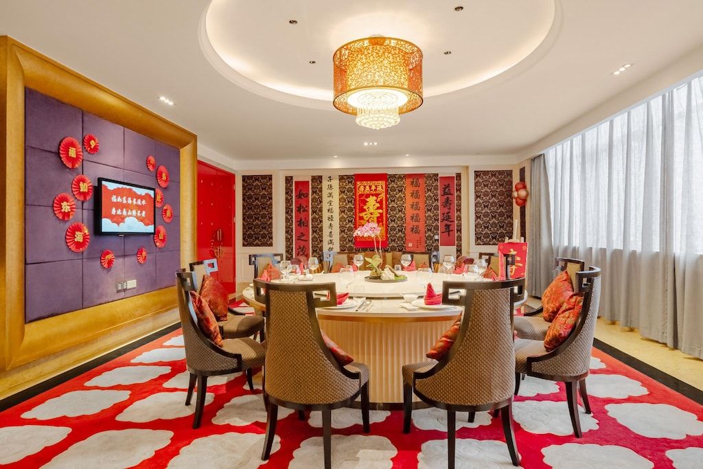 Chongqing, China: Amazing Luxury 5-star Glenview ITC Plaza Chongqing from only US$66 per room/night (54% OFF)! 1 Glenview ITC Plaza Chongqing sitting