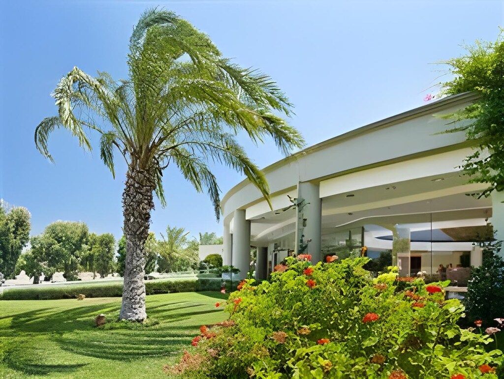 Kipriotis Maris Suites