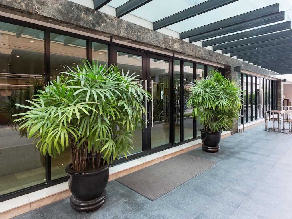 Bangkok, Thailand: Luxury 5-star Thomson Hotel Huamark from only US$19 / night / room (73% OFF)!! 4 entrance