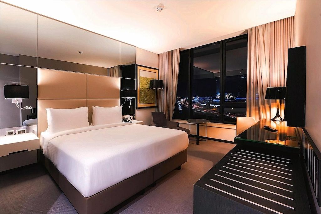 Istanbul, Turkey : Book a Luxury 5-star Centro Westside By Rotana from only US$54 / night / room (40% OFF)!! 1 Centro Westside By Rotana Rooms